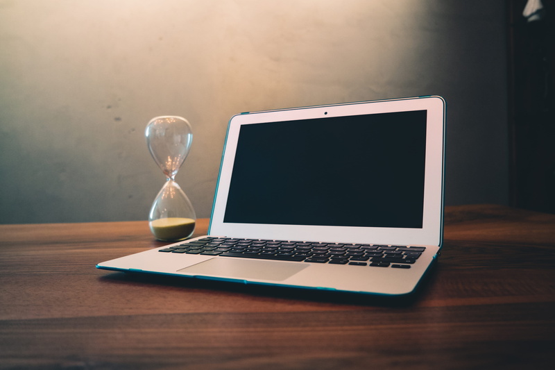 contemporary, notebook, global communications, wooden, wireless technology, hour, technology, connection, 5K, modern, internet, glass - material, laptop