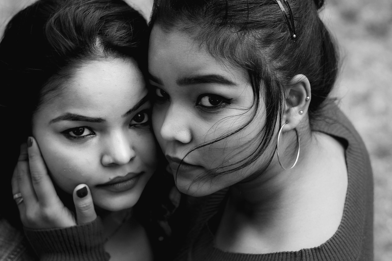 photography, looking, 5K, sibling, facial expression, sisters, lifestyles, love, girls, child, headshot, black-and-white, women, bonding, close-up, pretty