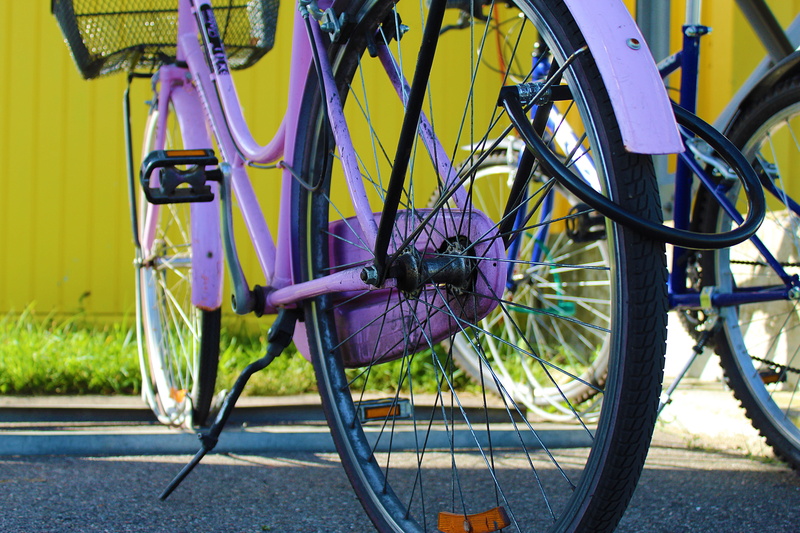 cycling, stationary, complement colors, mode of transportation, travel, velo, bicycle, perspective, violet, movement, railing, bicycle rack, parking, urban