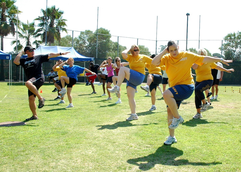 medium group of people, diet, real people, burn calories, nature, to tone up, group, performance, leisure activity, sunlight, clothing, people, dancing