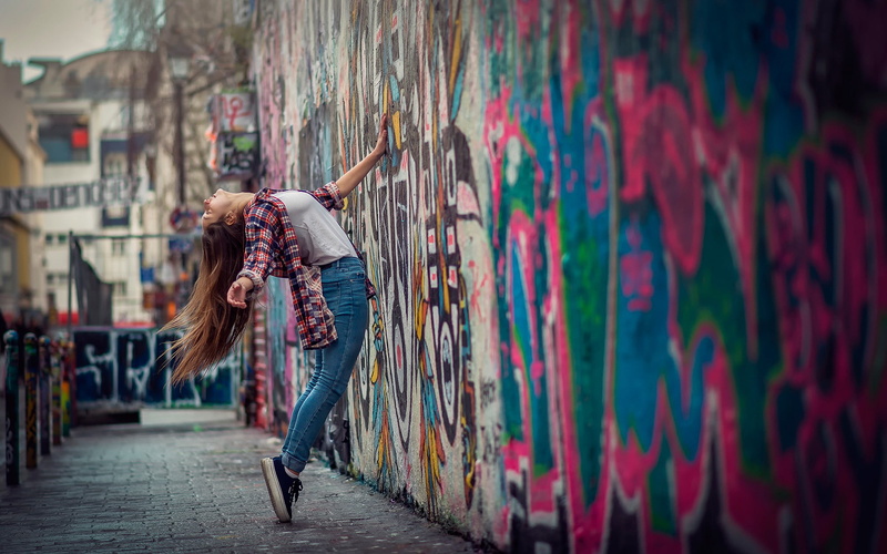 2000x1250, model, women, walls, 1080P, posture