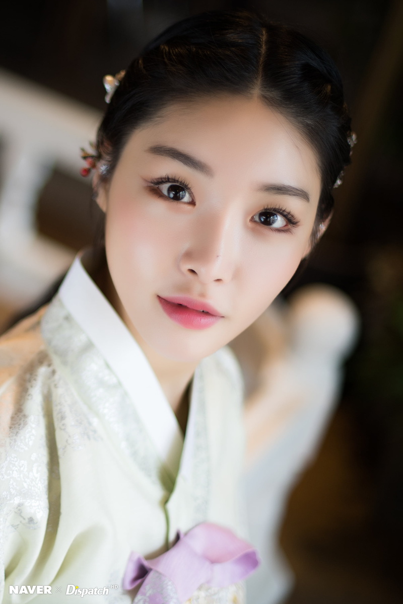 K-pop, looking at viewer, 2K, portrait, Korean, Asian, black hair, women, Chungha