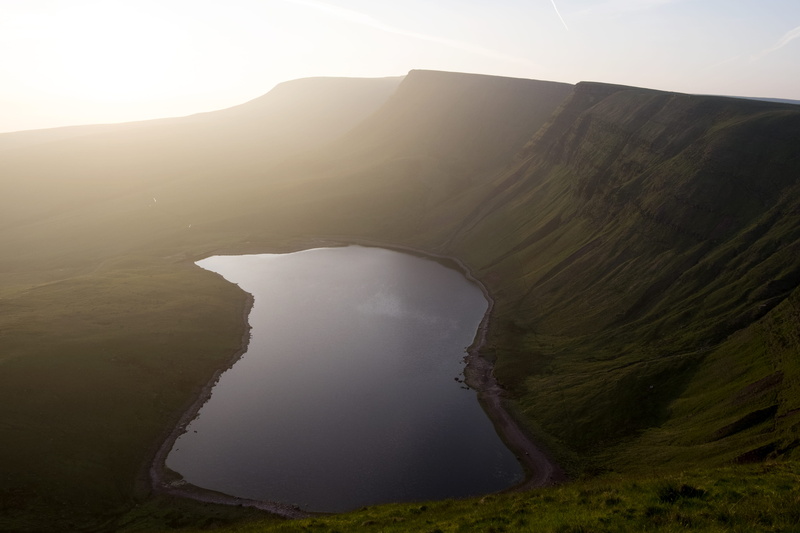land, sunrise, wilderness, wales, scenics - nature, mountains, tranquility, uk, outdoors, wild camp, united kingdom, llyn y fan fach, llangadog, wild camping
