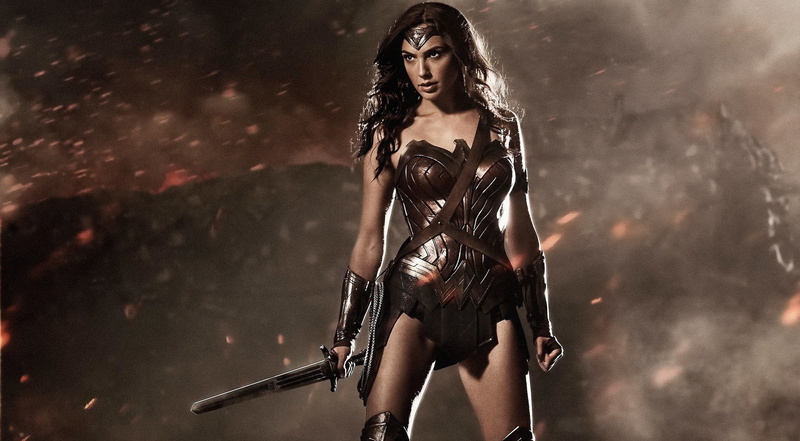 superheroines, warrior, Gal Gadot, sword, 2K, Wonder Woman