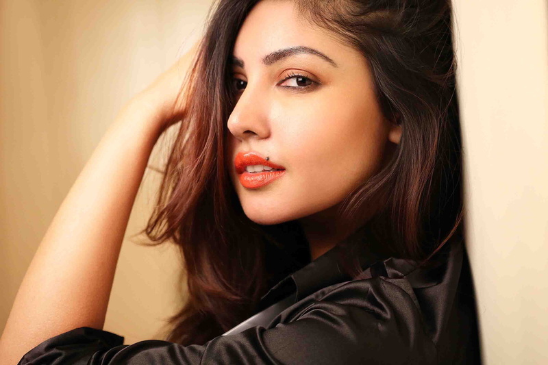 indian, actress, tollywood, telugu, hot, kollywood, 2K, tamil, sexy, bollywood, komal, jha, lips