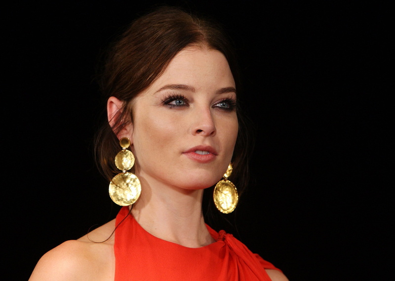 gold colored, one person, young adult, portrait, fashion, beautiful people, adult, headshot, looking at camera, women, 2K, wealth, Rachel Nichols, beauty