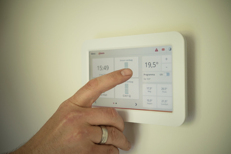 human hand, finger, man, holding, lifestyles, modern, communication, hand, white, wall - building feature, close-up, indoors, temperature, body part, heating