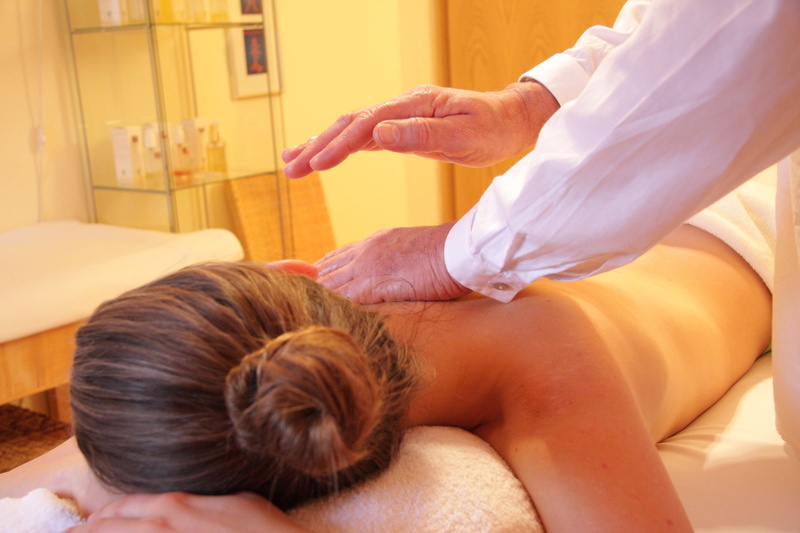 luxury, hand, beautiful woman, spa treatment, young adult, beauty, indulgence, therapy, young women, massage therapist, health spa, massage table, 4K