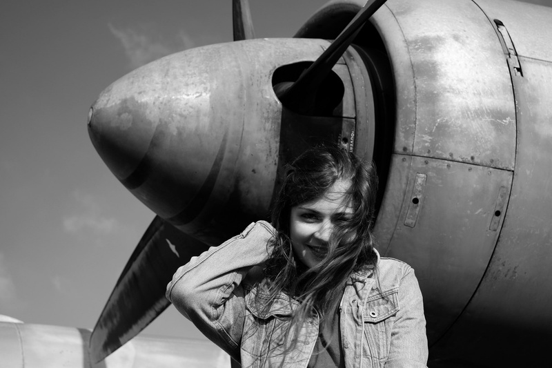 women with planes, women, 1080P, monochrome