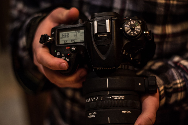 hand, 4K, holding, one Person, slr camera, photography Themes, professional Occupation, old-fashioned, camera operator, occupation, people, photographer