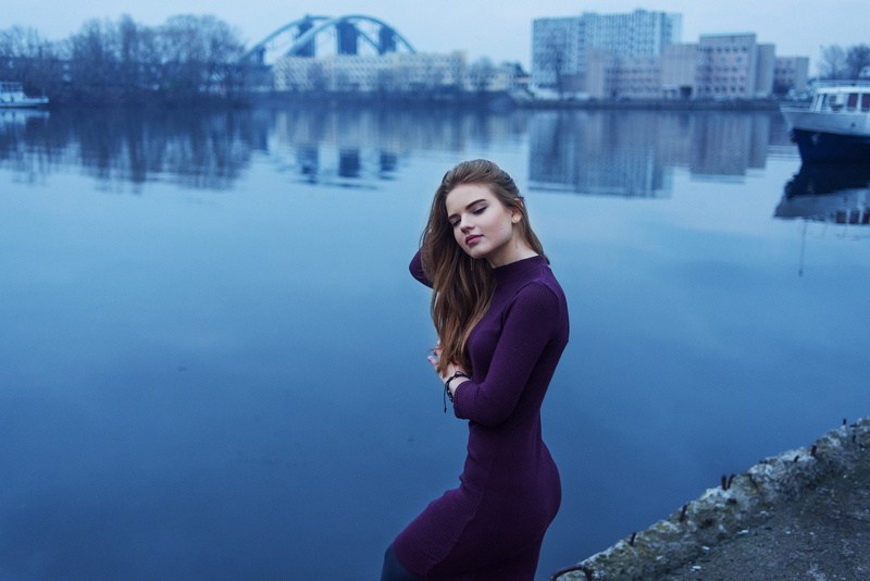 reflection, women, depth of field, purple dresses, sweater, women outdoors, closed eyes, boat, portrait, brunette, water, 1080P