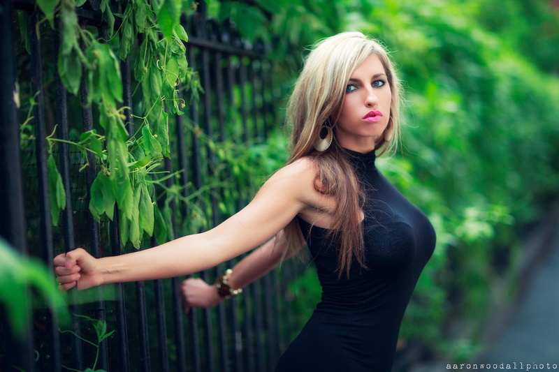 top, lips, look, beautiful, sleeveless, Aaron Woodall, girl, face, 1080P, s, black, photographer, women, bodycon