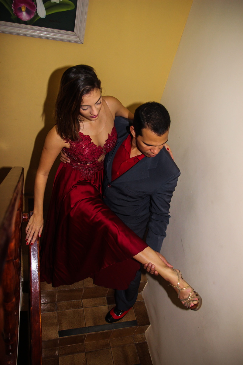 lifestyles, positive emotion, togetherness, hair, dancing, tanzen, ballroom dance, women, indoors, standing, casual clothing, young adult, Dance, Ballroom Dancing