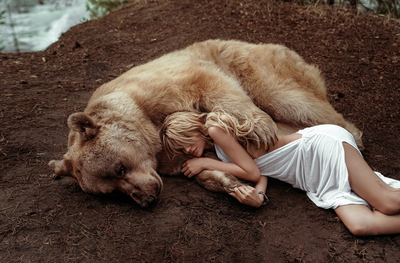 2K, Masha Glushchuk, girl, paws, bear, Irina Morozova