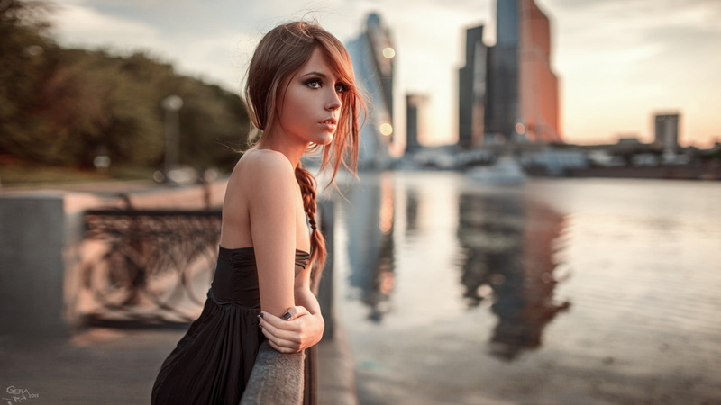 riverside, looking, young women, depth of field, beautiful woman, standing, city, people, females, lifestyles, modern, portrait, fashion, beautiful people