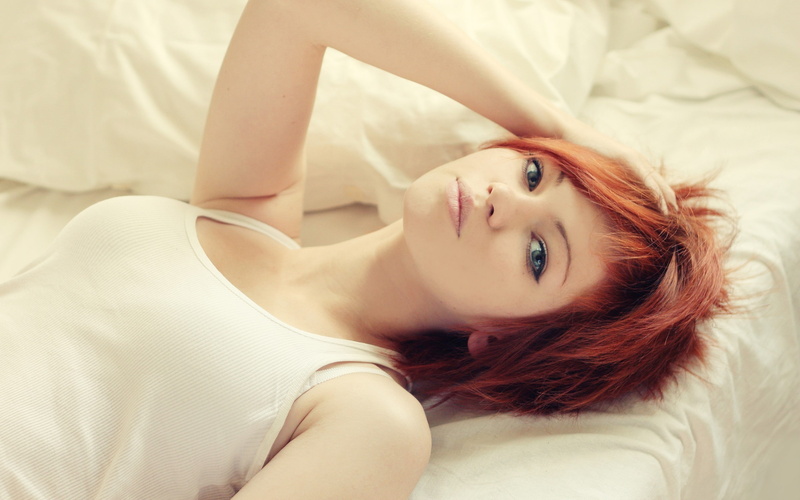 Readhead, bed, 2K, women