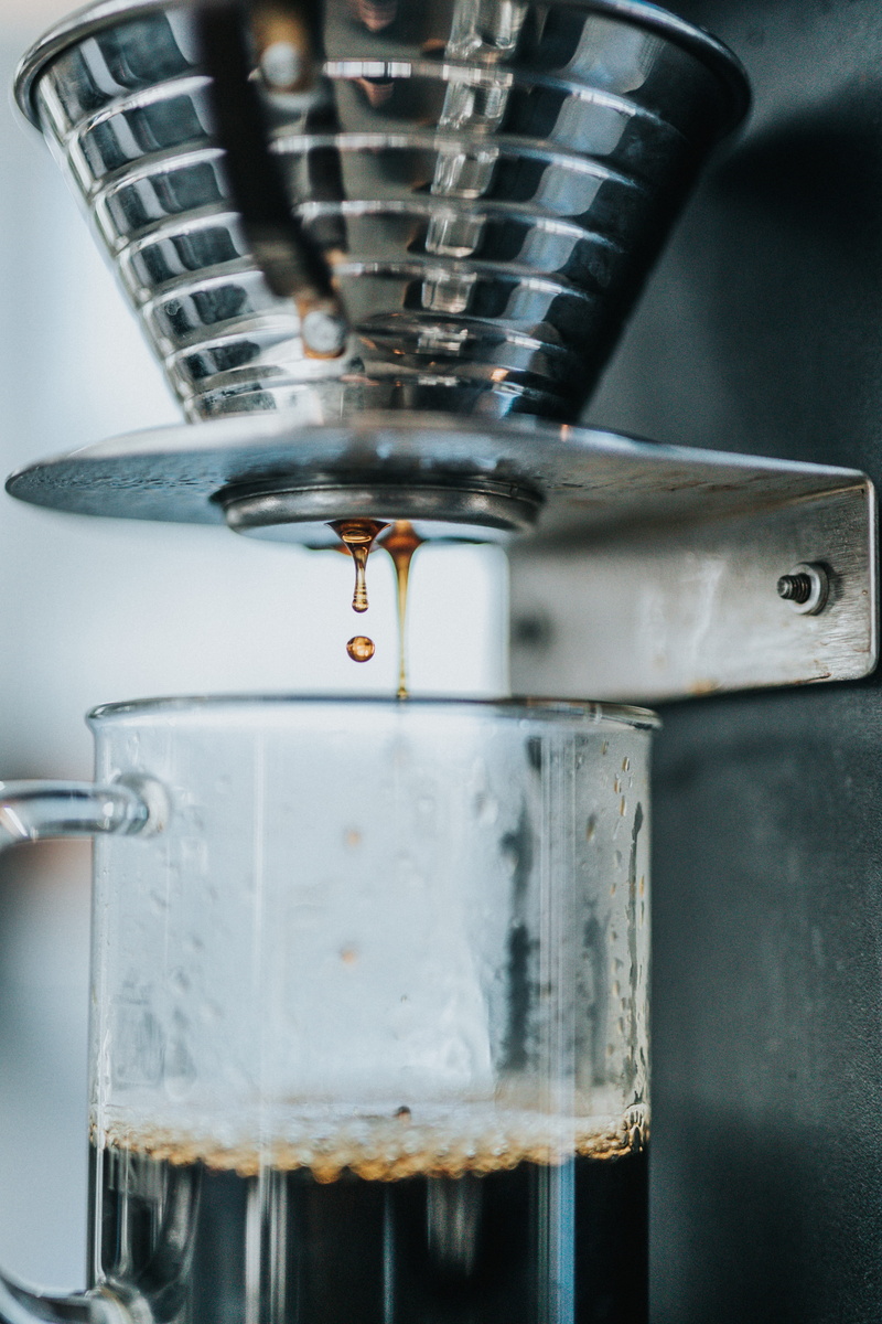 coffeemaker, mug, close-up, drip, water, photography, machinery, household equipment, flowing, silver, coffee maker, filled, shallow, glass, steel, 5K