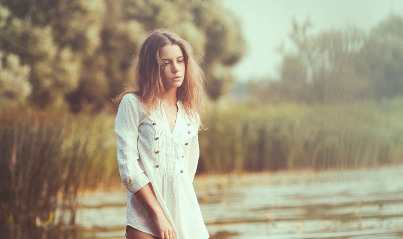 Kseniya Kokoreva, women, top, s, shirt, white, legs, in the water, 1080P, sleeved