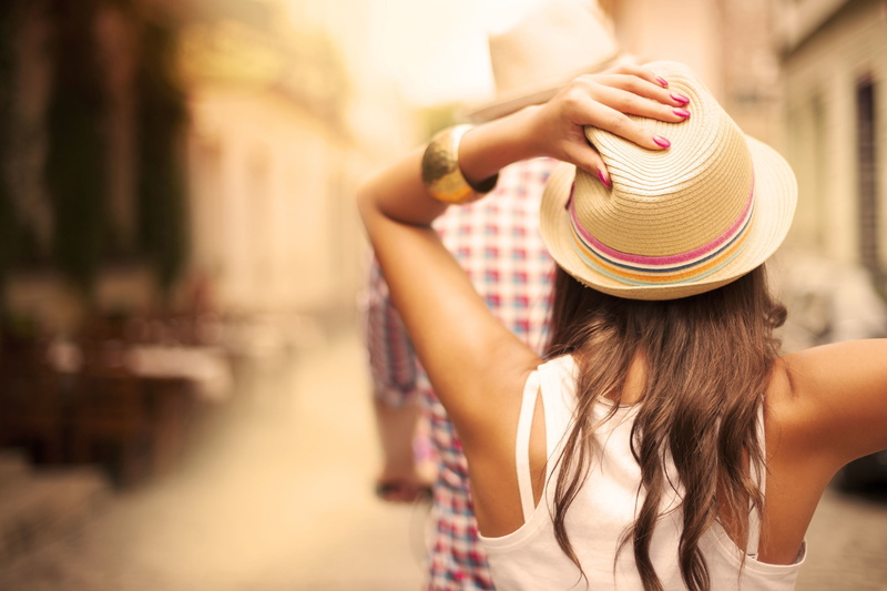 accessory, tourism, fedora, one person, widescreen, outdoors, background, clothing, topic, decoration, lifestyles, summer, HD, bracelet