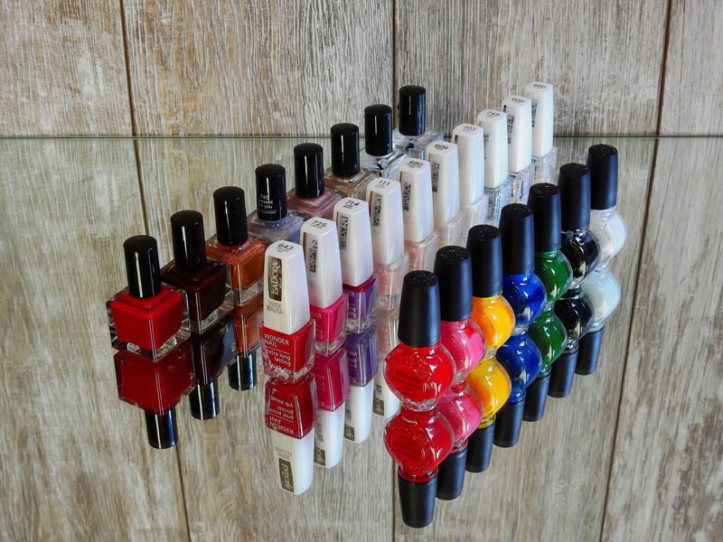 close-up, nail varnish, 4K, multi colored, nail design, in a row, lacquer, collection, fashionable, indoors, cosmetics, bottles, nails, color, manicure