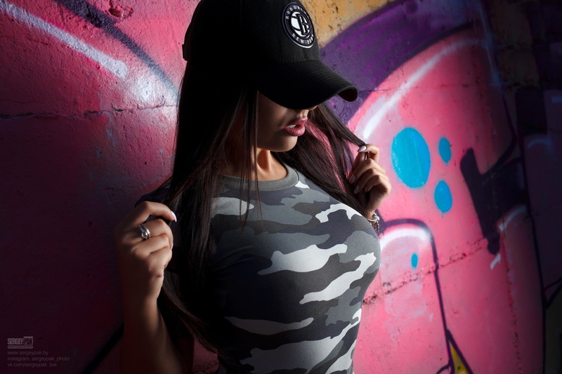 cap, hairstyle, Mike, graffiti, model, pose, Sergey Pak, brunette, the wall, 1080P, portrait, is, sexy