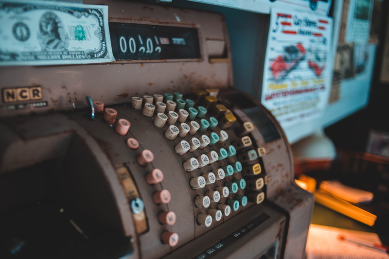 number, cash register, 5K, machinery, finance, vintage, counter, equipment, brown, still life, keypad, consumerism, business, calculator, push button