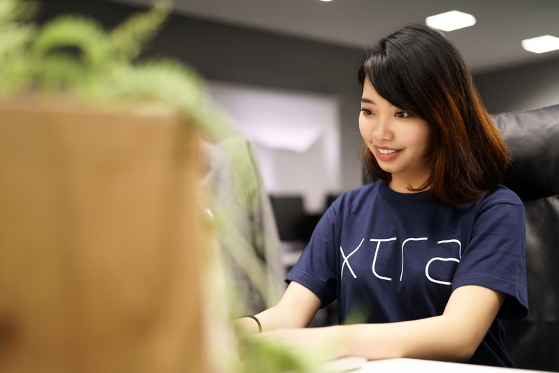 saleswoman, emotion, one person, asian, real people, indoors, selective focus, business, cute, working, portrait, face, office, front view, females, smiling