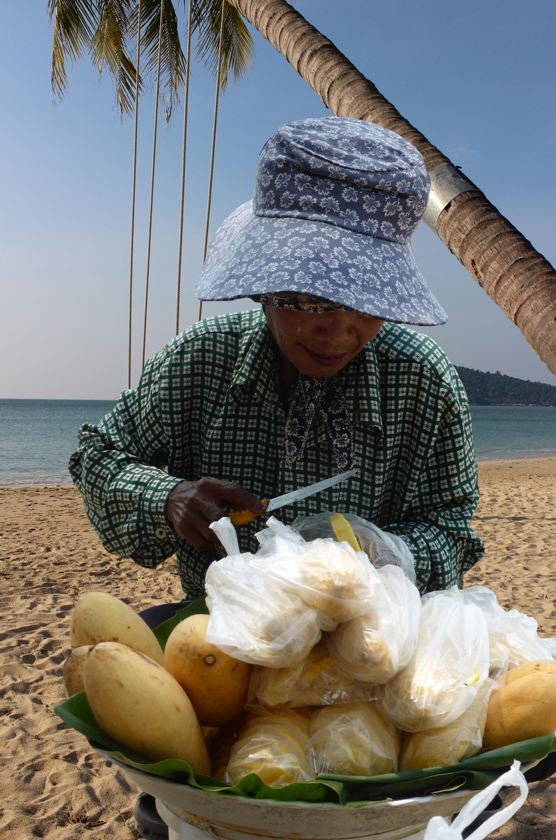clothing, healthy, sitting, asian girl, 5K, Girl, adult, shop assistant, horizon, one person, hat, outdoors, Shop, beach, food and drink, day, horizon over water