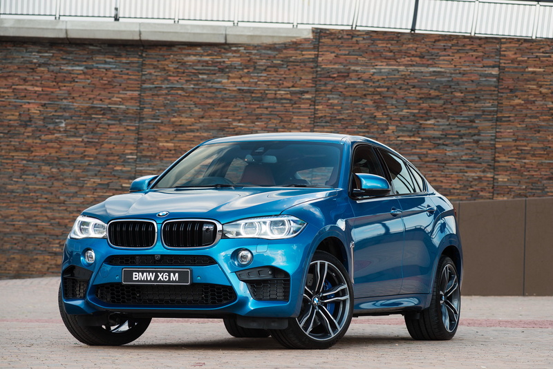 car, mode of transportation, day, ZA-spec, no people, BMW, 2015, land vehicle, F16, 4K, city, retro styled, transportation, wall, SUV, motor vehicle, vintage car