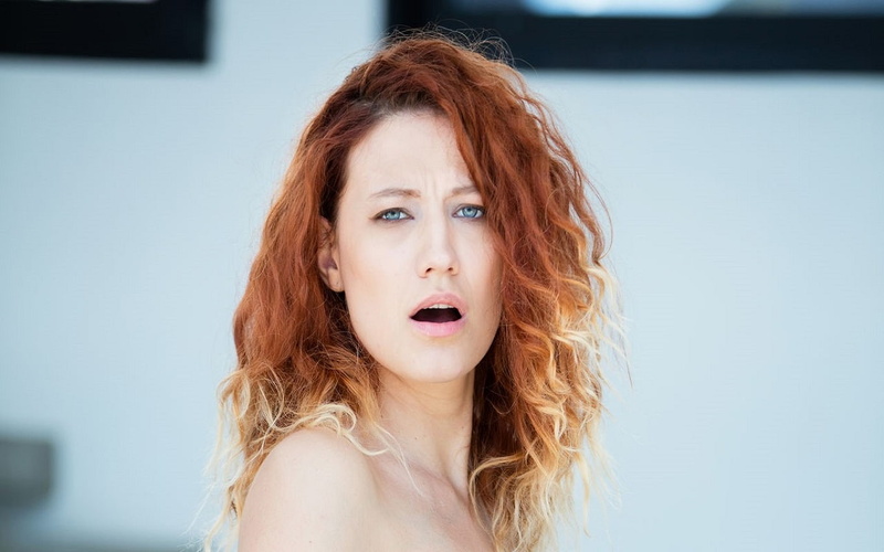 hair, long hair, curly hair, redhead, adult, model, beautiful woman, headshot, hairstyle, human body part, looking at camera, one person, mouth open, women