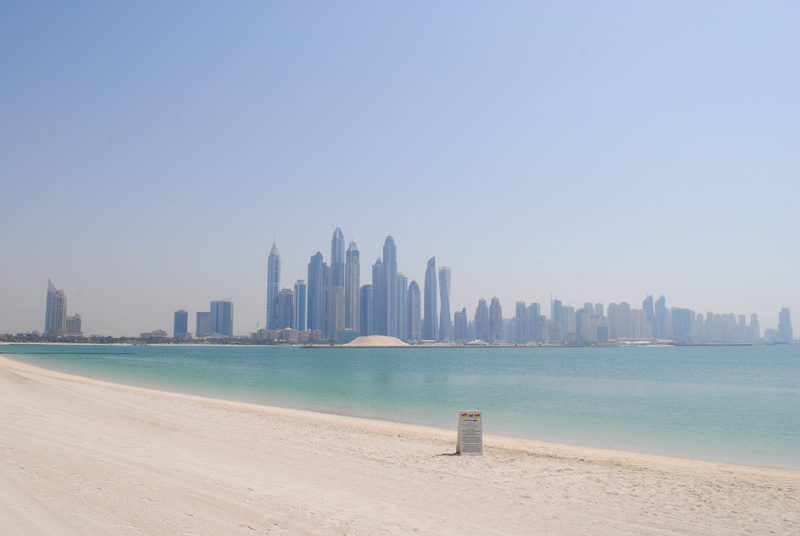 nature, skyscraper, modern, beach, skyline, dubai, building exterior, 4K, urban skyline, built structure, tower, tall - high, copy space, outdoors, no people