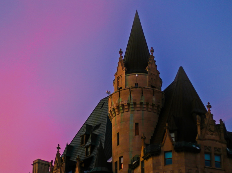 building exterior, spring, downtown, aesthetic, spire, sunset, town, religion, belief, metropolis, place of worship, no people, gradient, built structure