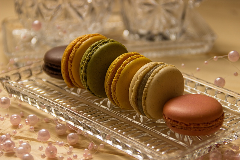popular, still life, food, cake, indulgence, no people, indoors, brand, 5K, macaroon, choice, food and drink, coffee, temptation, cream layer, colorful
