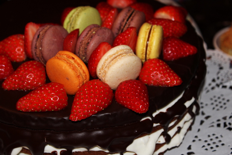 red fruits, cream, indulgence, unhealthy eating, ready-to-eat, cocoa, indoors, food, almond meringue, no people, chocolate icing, biscuit, close-up, tasty