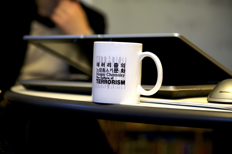 food and drink, computer, selective focus, communication, drink, midsection, indoors, refreshment, close-up, cup, table, coffee - drink, coffee cup, coffee