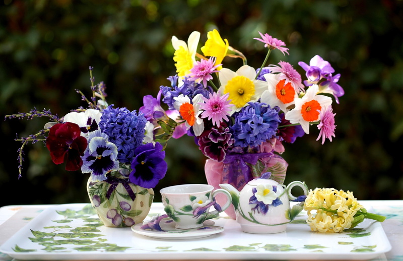 multi Colored, summer, springtime, artificial, plant, cup, vase, tea set, beauty In Nature, pink Color, daffodils, love, freshness, 2K, flower arrangement
