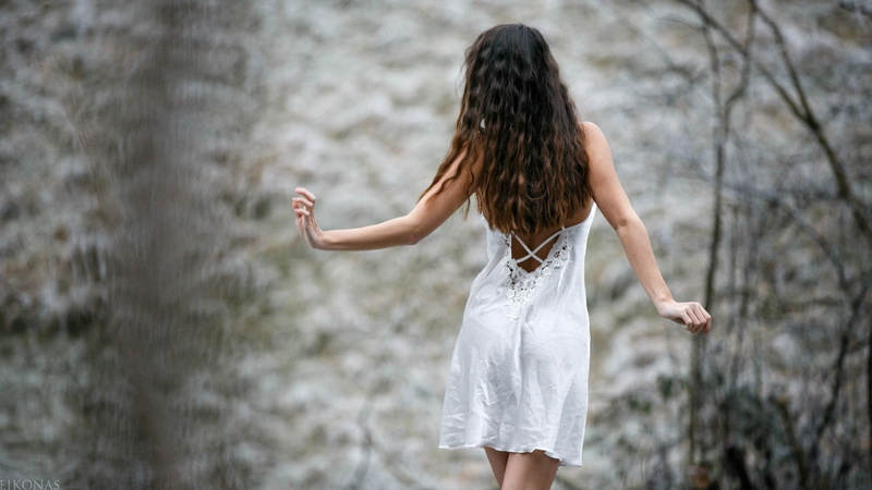 clothing, nature, women, carefree, 1080P, brown hair, adult, human arm, freedom, model, three quarter length, depth of field, human hair, leisure activity