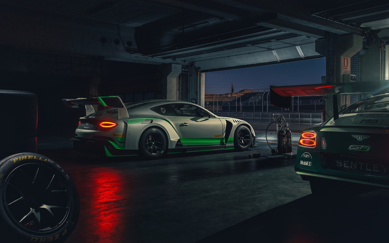 communication, racing, wheel, side view, Vehicle, city, travel, transportation, no people, land vehicle, architecture, garage, bentley continental gt3