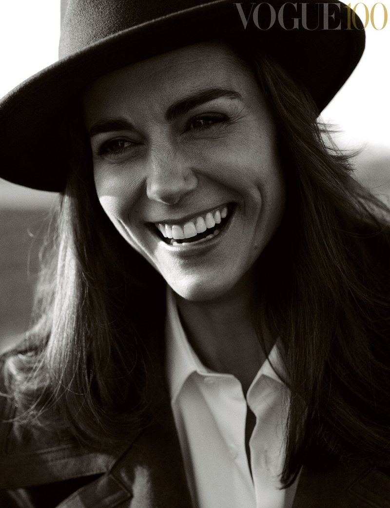 smiling, royalty, monochrome, Kate Middleton, lipstick, 1080P, hat
