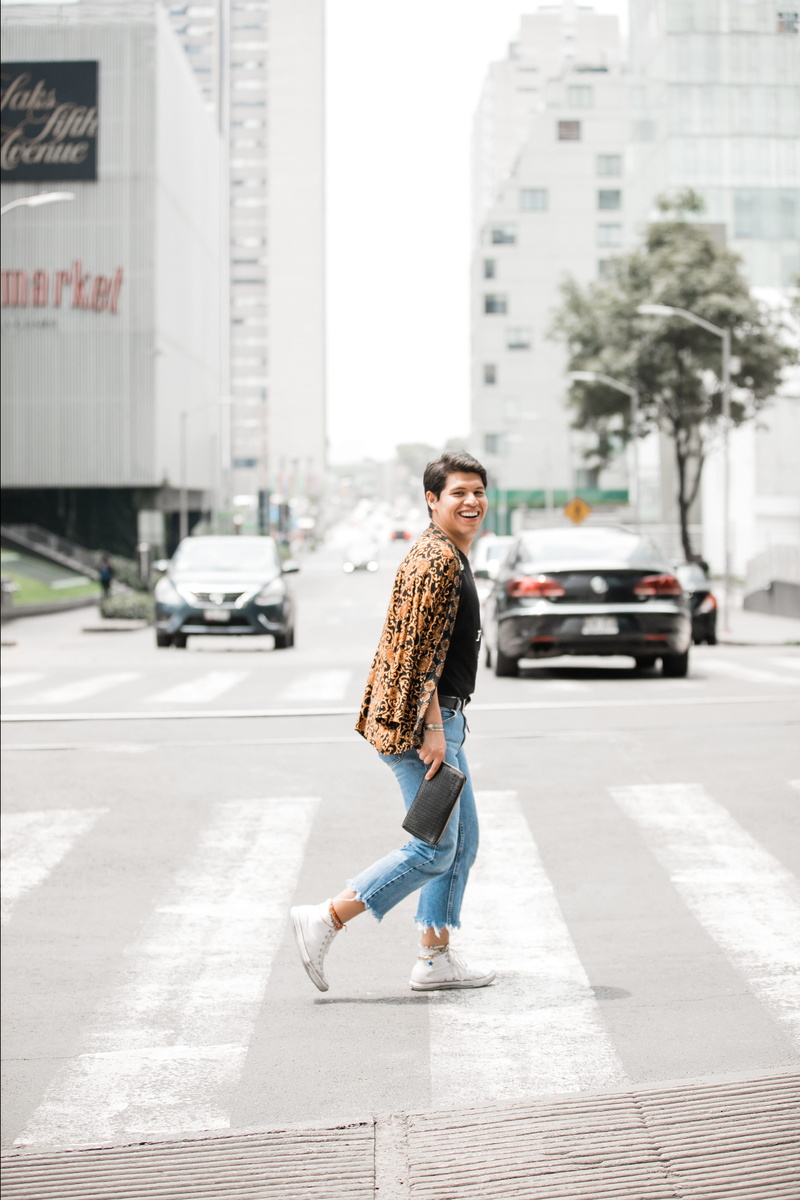brown, tree, plant, road, walking, lifestyles, one person, female, jar, person, pottery, architecture, day, full length, mexico city, outdoors, building exterior