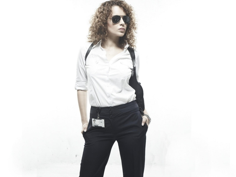 beautiful woman, white suit, s, young women, women, Female Celebrities, standing, Kangna Ranaut, 720P, curly hair, beauty, shirt, portrait, glasses, dress