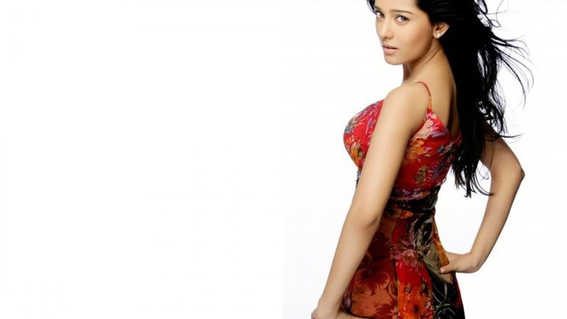 1080P, Amrita Rao Hot