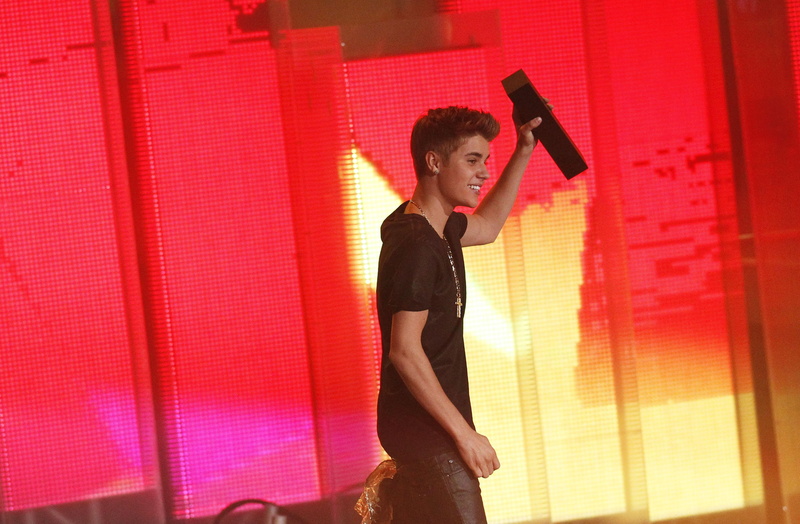 celebrity, joy, justin bieber, performance, award, justin, bieber, 2K