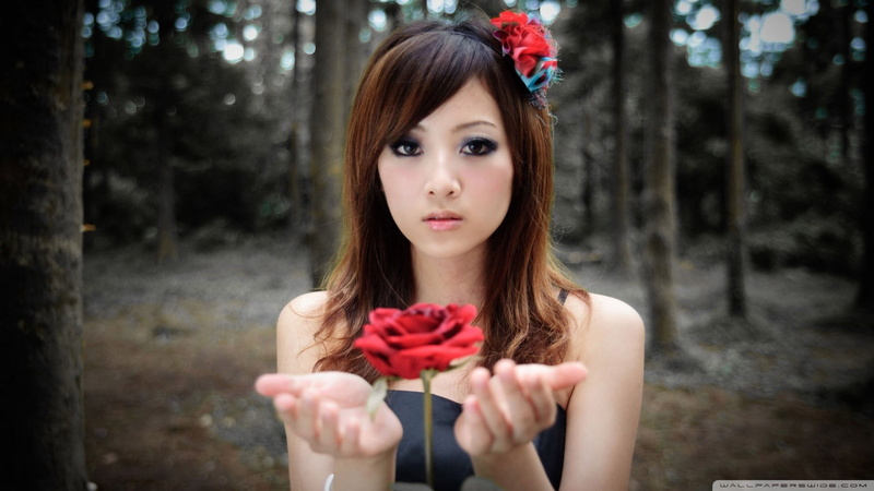 hair, looking at camera, young adult, tree, long hair, nature, hairstyle, Mikako Zhang Kaijie, woodland, brunette, contemplation, day, focus on foreground