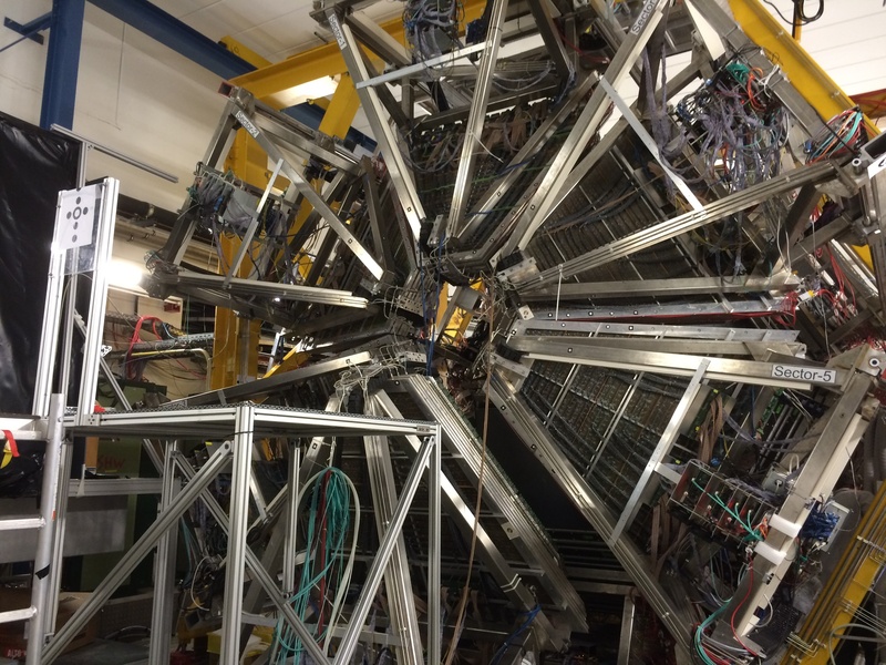 science, close-up, metal, particle accelerator, large group of objects, quantum physics, no people, darmstadt, pattern, full frame, transportation, indoors