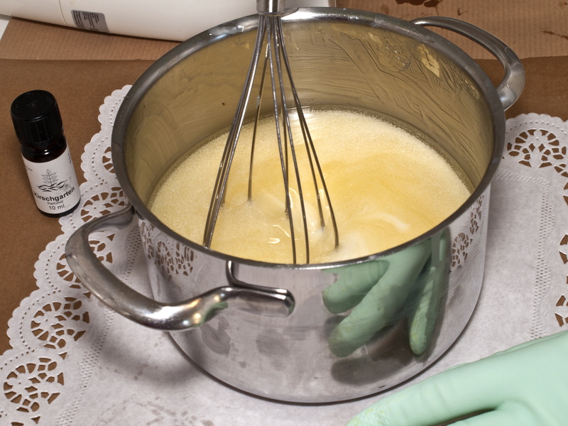 saponify, kitchen utensil, wire whisk, perfume oils, preparation, nature, electric mixer, 2K, steel, of course, bowl, high angle view, whisk, pot, mixing bowl