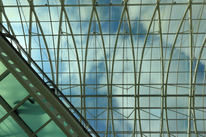 glass - material, portugal, backgrounds, 4K, building, gama, architecture, indoors, full frame, no people, area, built structure, skylight, design, lisbon
