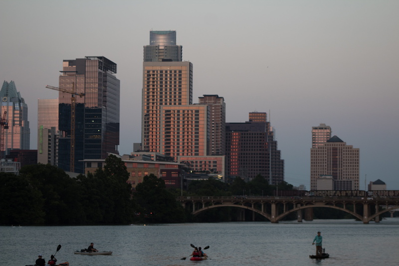 men, sunny, river, building exterior, skyscraper, kayak, 5K, live, sunset, building, nature, austin, tree, water, people, beautiful, summerlife, built structure