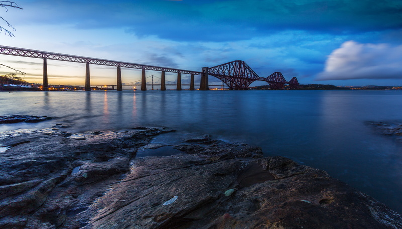 Bay, stones, lights, train, the evening, bridge, Scotland, coast, Forth Rail Bridge, 5K, sunset