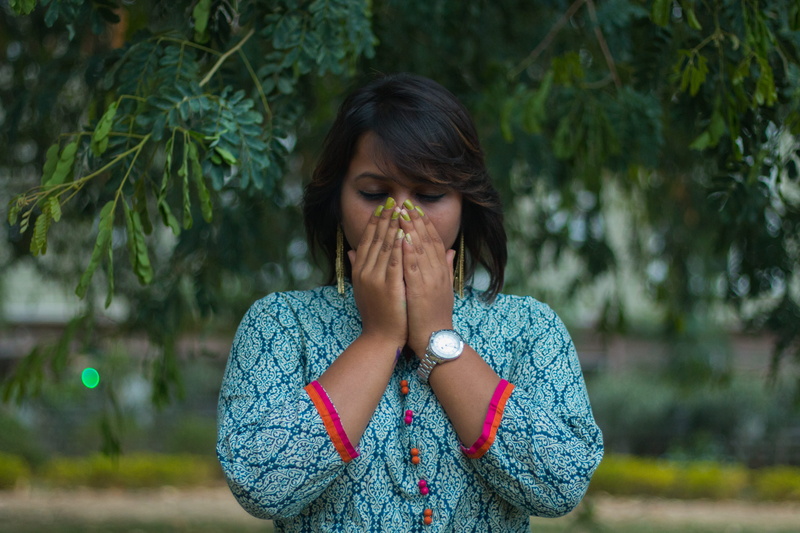 emotion, hairstyle, hand, contemplation, headshot, red, illness, girl, human hand, one Person, sneezing, women, body part, child, brown hair, sadness, full